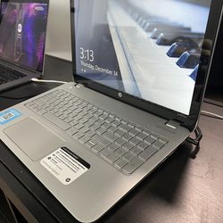 HP Hewlett Packard Laptop New  