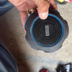 Portable Speaker Loud Works As Speakerphone Too 
