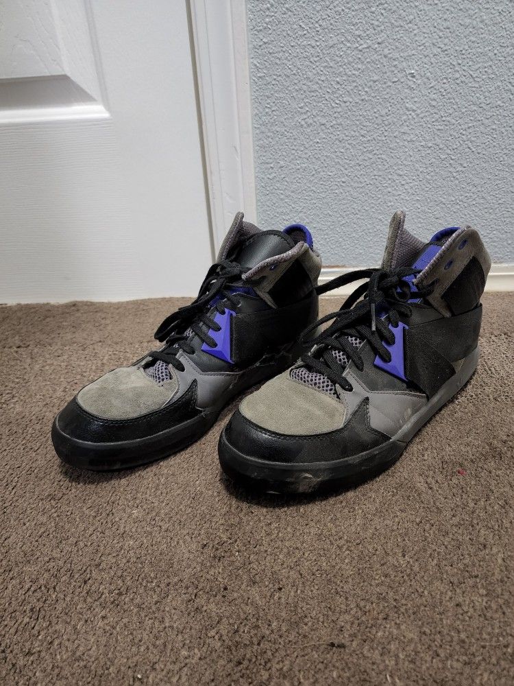 Adidas SIZE 9½ US MENS