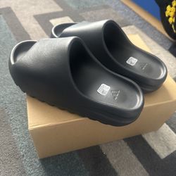 Yeezy Slide