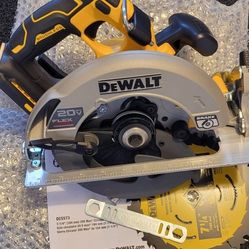 Dewalt 20v Xr Flexvolt Advantech 7 1/4" Circular Saw.  Tool Only $120 Firm 