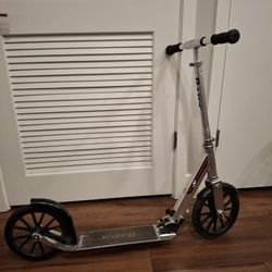  Razor A6 Kick Scooter