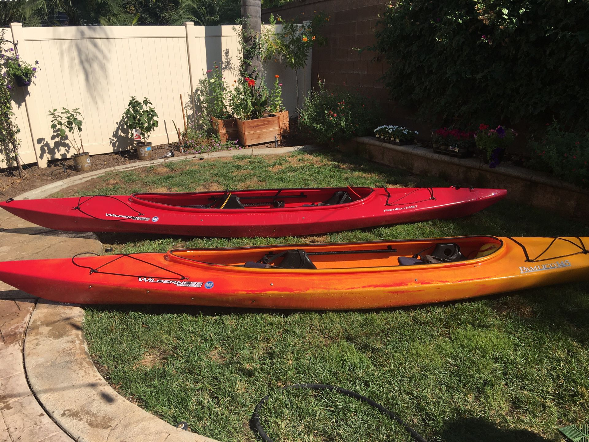 Pamlico 145 Kayak -Red