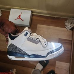 Jordan 3s Blue An White