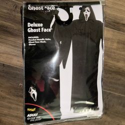 Deluxe Ghost Face Costume (Scream – One Size)