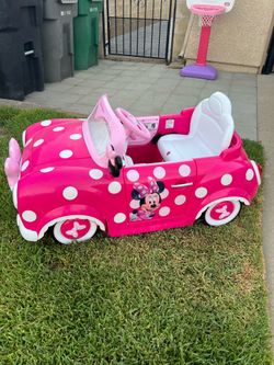Minnie Mouse Car