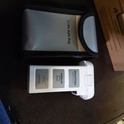 DJI Phantom 3 Drone Battery  Upgraded  4500ah 15.2v  With Case