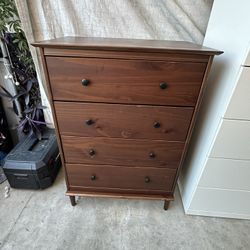 Walker Edison Modern Dresser