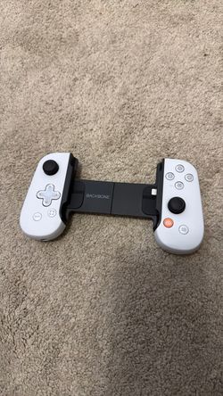 Backbone mobile gaming Controller