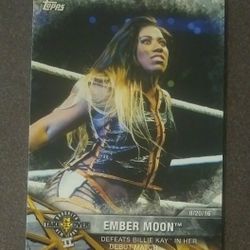 2017 Topps WWE NXT Ember Moon Nxt-20 Defeats Billie Kay Debut Match Womens Division Card Wrestle Wrestling Sports Collectible
