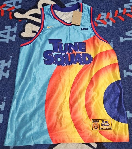 NWT Space Jam A New Legacy #6 (LeBron James) Nike Tune Squad