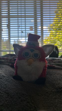 (RARE) Christmas furby from 1999