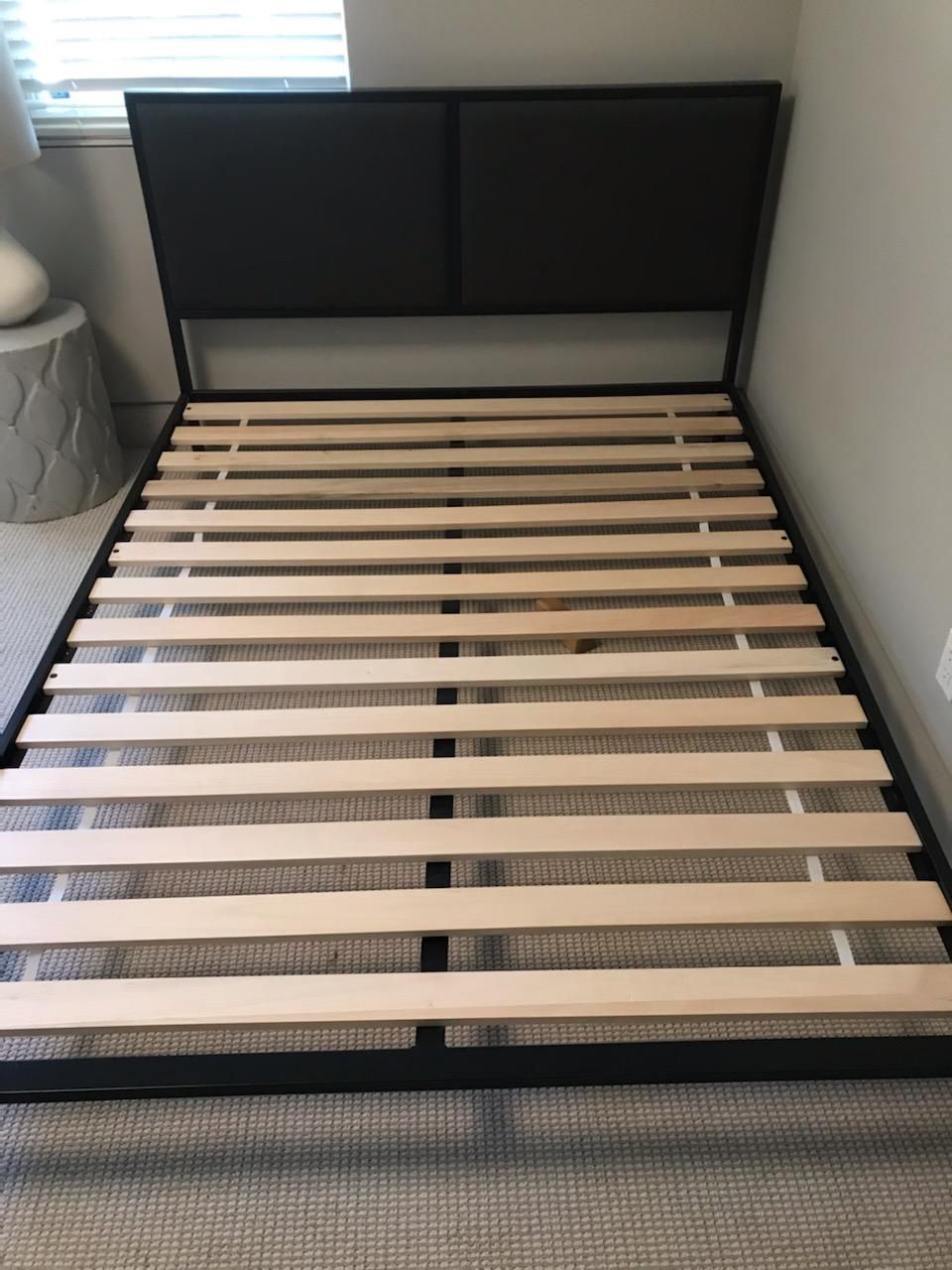 Queen Sized Bed Frame And Mattress