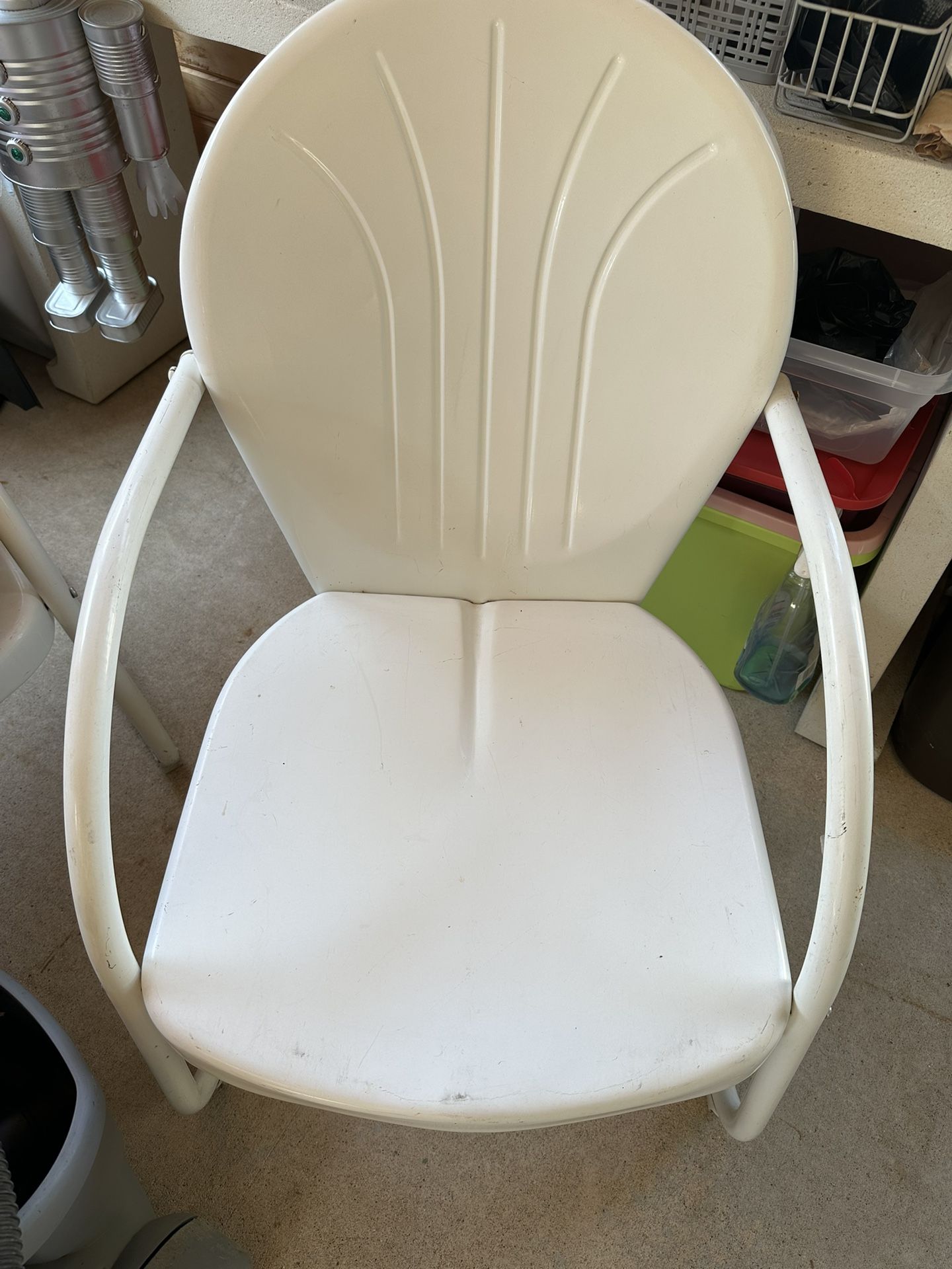 4-Retro Metal Chairs