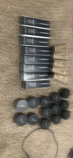 Bare minerals makeup