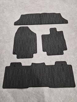 New 2022 Honda Oddesy Carpet Mats ORIGINAL