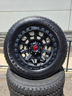 20" Fuel Covert rims w/ 33" tires