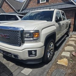 2014 GMC Sierra 1500 Denali
