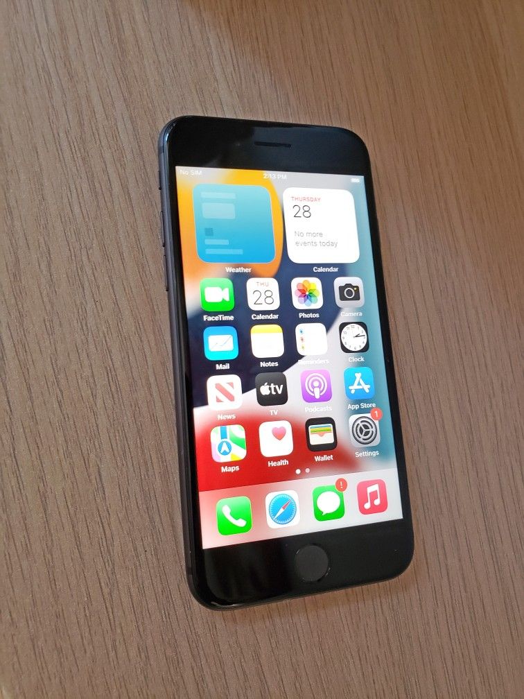 UNLOCKED iPhone 7 LIKE NEW TMobile tmobile Verizon AT&T Att GSM