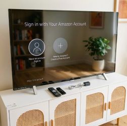 48” TV phillips with amazon fire stick 4k