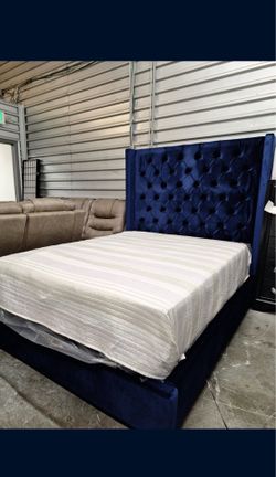 New queen bed frame