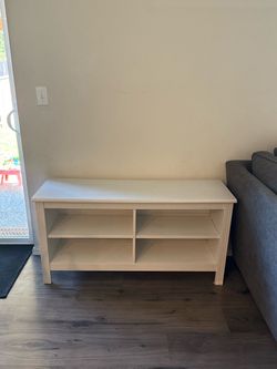 White Shelf