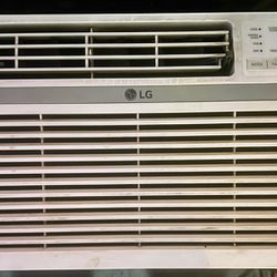 L.G Air Conditioner (Window Unit).