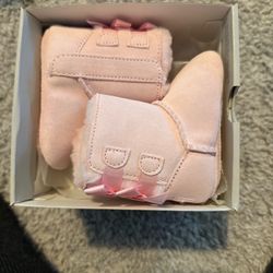Pink Baby UGG-Style Booties with Bow 0-6 months