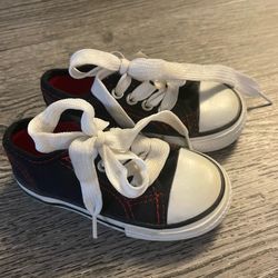 Toddler Black Canvas Low-Top Sneakers sz 5