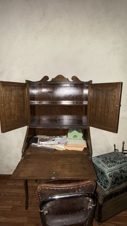Vintage Wood Hutch