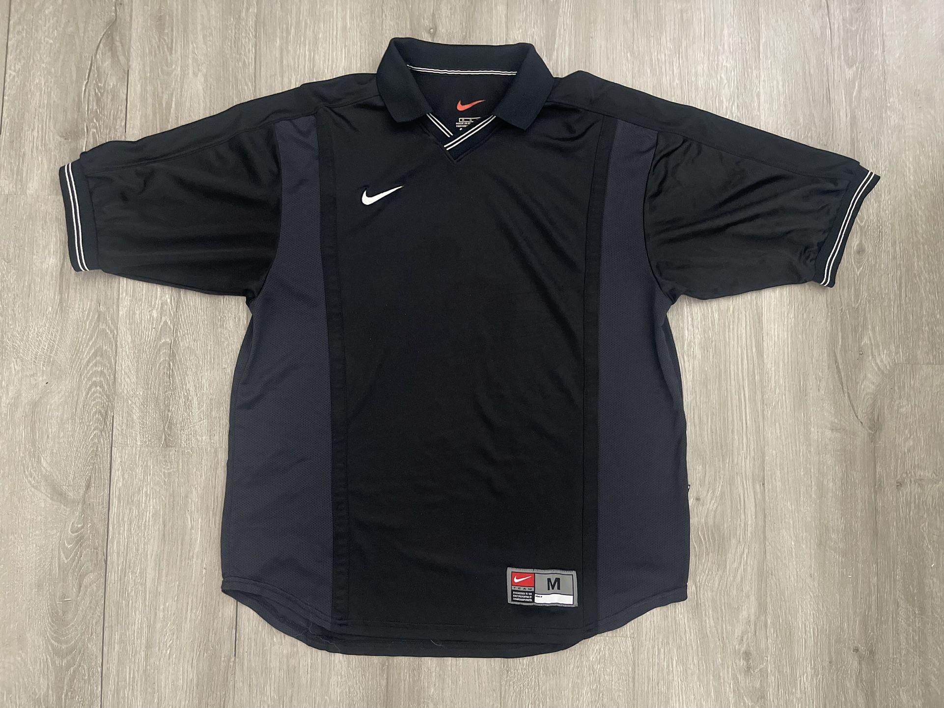 Vintage 90s Nike Black Soccer Jersey Men’s Size Medium 