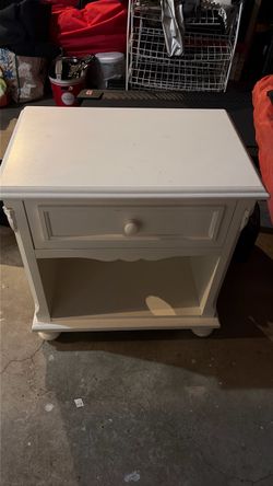 Solid wood kids night stand