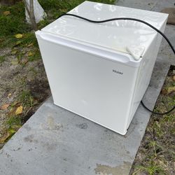 Haier Minifridge 18”1/2W X 17”1/2D X 19”H In Good Condition $40 Firm On Price
