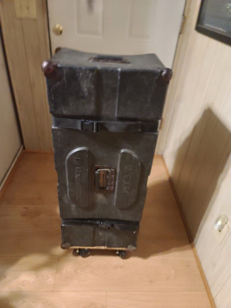 Bateria DRUM HARDWARE ROLLING CASE $180
