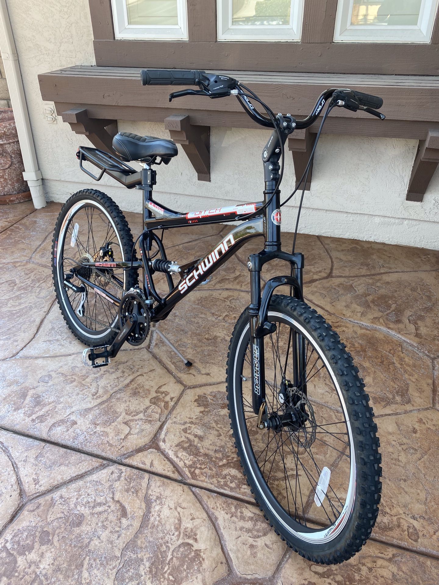 Schwinn ditch 3.0 mountain bike price new arrivals
