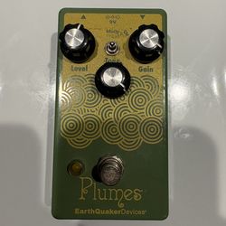 EarthQuaker Devices Plumes Small Signal Shredder Overdrive Pedal