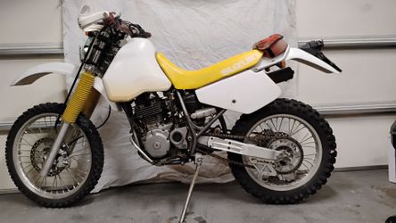 Suzuki Dr350