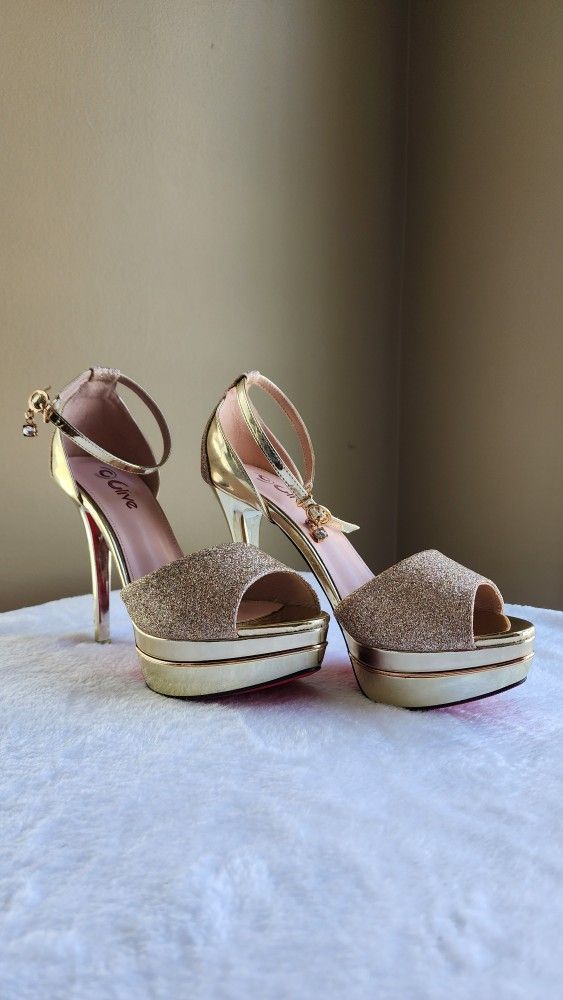 Sandals For Women