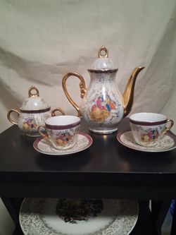 Vintage Pocelain China Tea Set