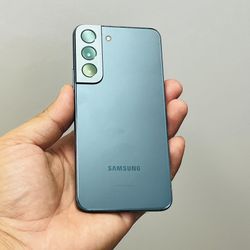 Samsung Galaxy S22 128GB Unlocked 