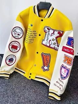 1 new Sanrio letter jacket main color is yellow  Size 1XL