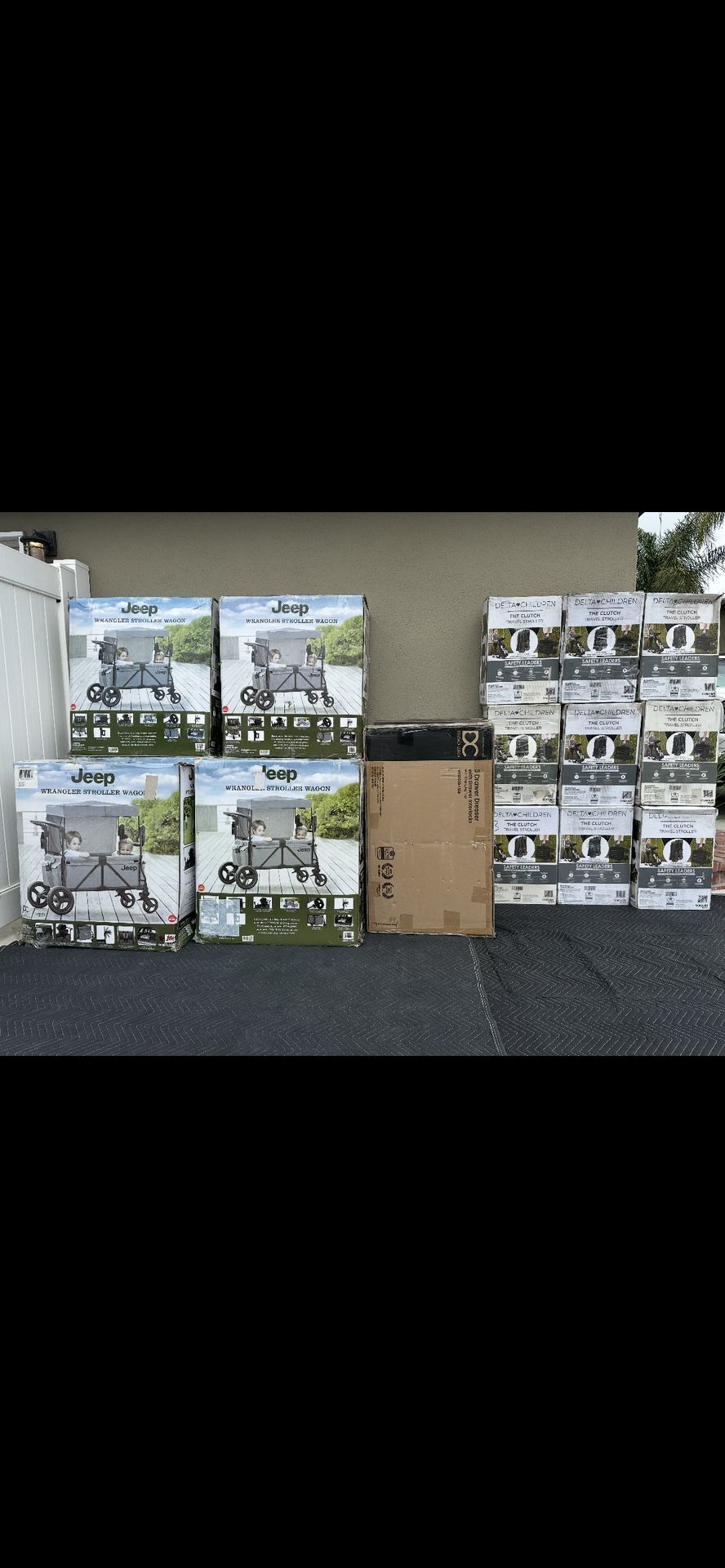 Mixed pallet/ Wagons/ Strollers/ Travel Stroller/ Dressers/ Bulk buyers