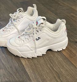 White fila shoes