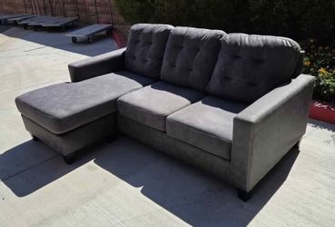 Used sectional couch / free delivery