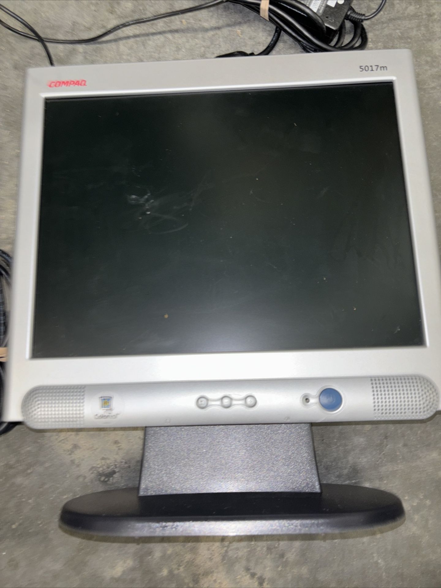 Compaq 5017M Monitor Desktop