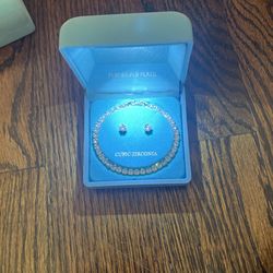 Fine Cubic Bracelet And Earrings 