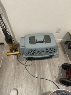 Traveling Kennel