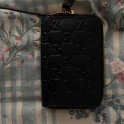 Gucci Business Card Holder/Wallet - NEW - clothing & accessories - by owner  - apparel sale - craigslist