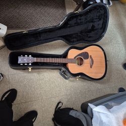 Yamaha FG,800
