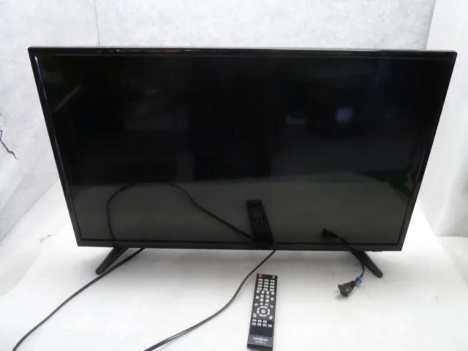Insignia 32 inch 720p (HD) LED TV